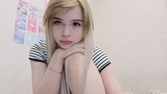Snapshot of emodreamgirl chatting on 20, 5, 2026 emodreamgirl online show from 20, 5, 2026