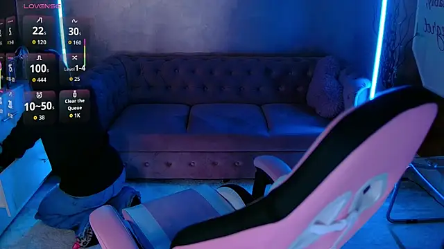 evanew  online show from 5, 11, 2025