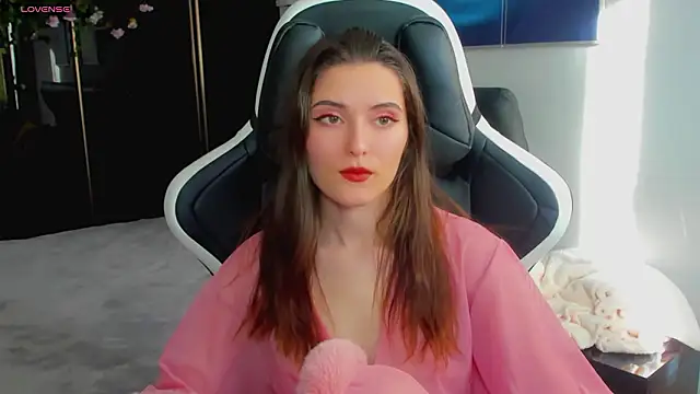 niki cutes online show from 25, 2, 2026