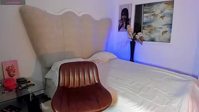 rachaeldeckard   online show from 1, 3, 2026