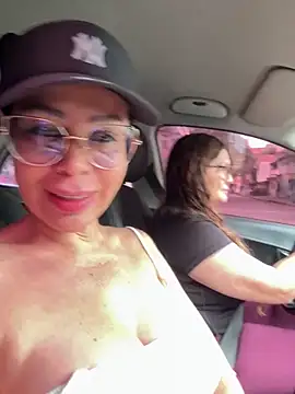 KarolRubi1 online show from 19, 11, 2025