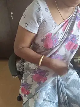Snapshot of Tamil_roja69 chatting on 2, 6, 2026 Tamil roja69 online show from 2, 6, 2026
