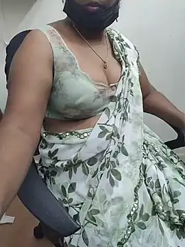 Snapshot of Tamil_roja69 chatting on 28, 5, 2026 Tamil roja69 online show from 28, 5, 2026