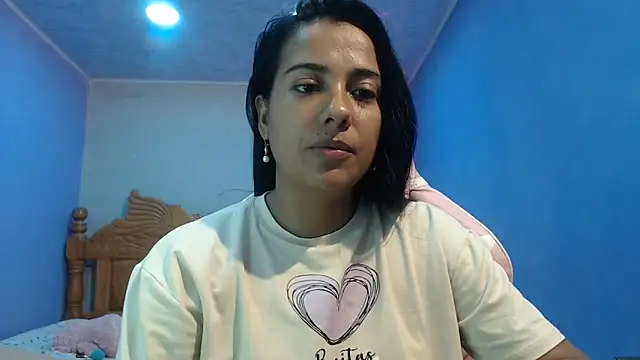 Snapshot of Coral0403 chatting on 29, 10, 2025 Coral0403 online show from 29, 10, 2025