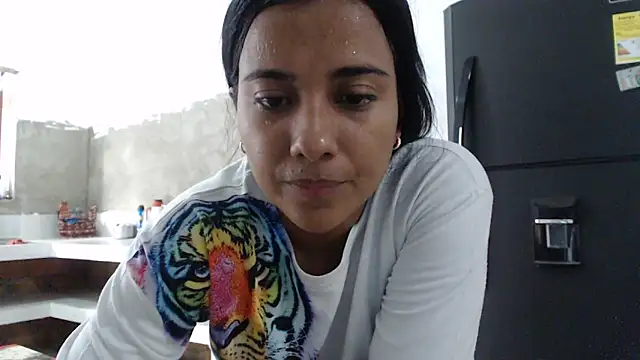 Snapshot of Coral0403 chatting on 9, 3, 2025 Coral0403 online show from 9, 3, 2025
