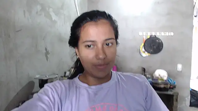 Snapshot of Coral0403 chatting on 2, 3, 2025 Coral0403 online show from 2, 3, 2025