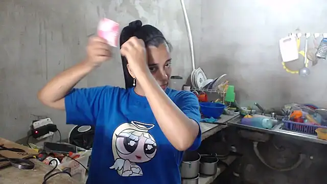 Snapshot of Coral0403 chatting on 16, 10, 2025 Coral0403 online show from 16, 10, 2025