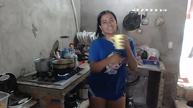 Snapshot of Coral0403 chatting on 15, 11, 2025 Coral0403 online show from 15, 11, 2025