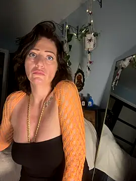 AlessasRoom online show from 26, 10, 2025