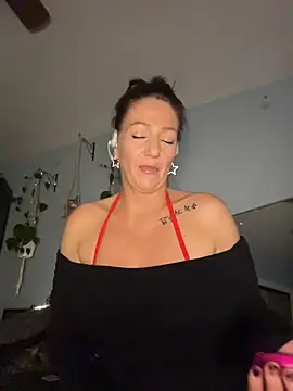 AlessasRoom online show from 11, 11, 2025