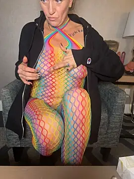 AlessasRoom online show from 10, 11, 2025