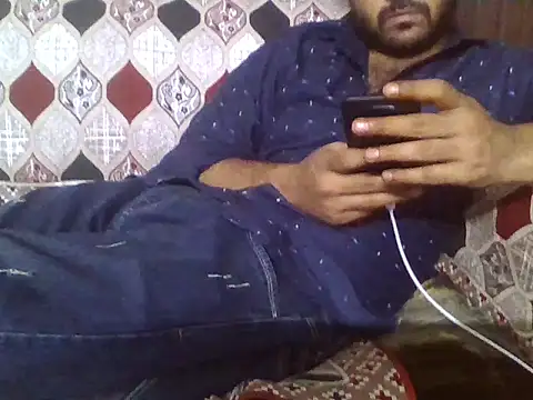 Snapshot of indihotguy chatting on 25, 5, 2026 indihotguy online show from 25, 5, 2026