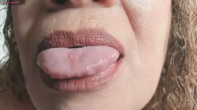 indiraa-channell online show from 18, 4, 2026