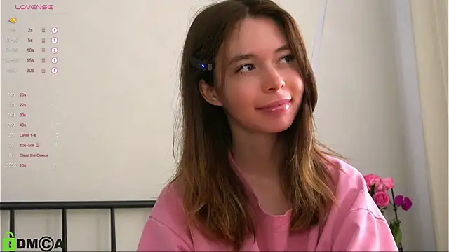 Snapshot of LittleOriana chatting on 25, 9, 2025 LittleOriana online show from 25, 9, 2025
