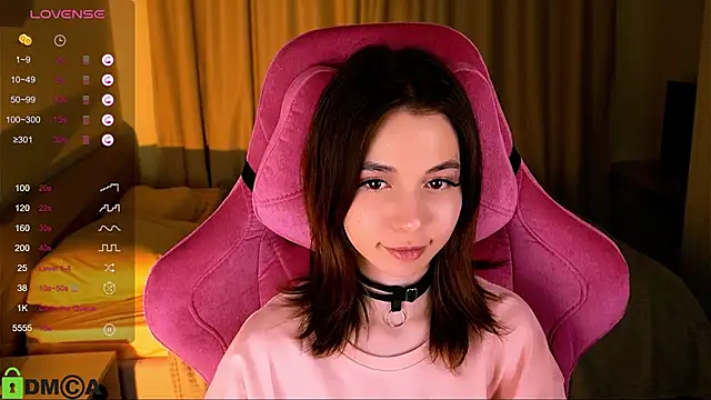 Snapshot of LittleOriana chatting on 1, 3, 2025 LittleOriana online show from 1, 3, 2025