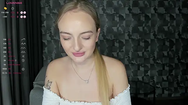 A delina online show from 4, 11, 2025