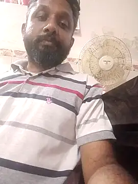 Snapshot of carria_homes chatting on 26, 2, 2025 carria homes online show from 26, 2, 2025