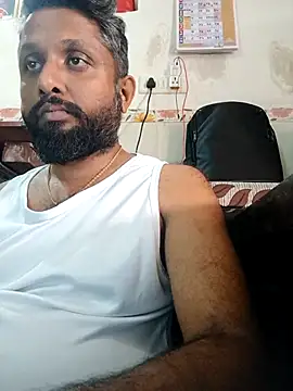 Snapshot of carria_homes chatting on 3, 3, 2025 carria homes online show from 3, 3, 2025