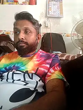 Snapshot of carria_homes chatting on 5, 3, 2025 carria homes online show from 5, 3, 2025