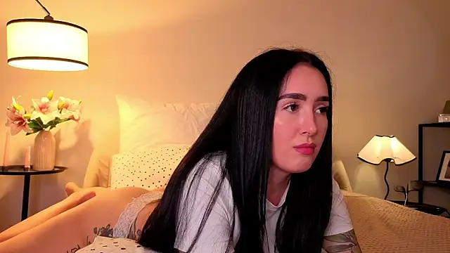 KimKhallifa online show from 19, 7, 2026