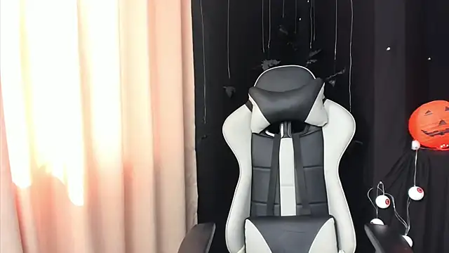 zimgil online show from 8, 11, 2025