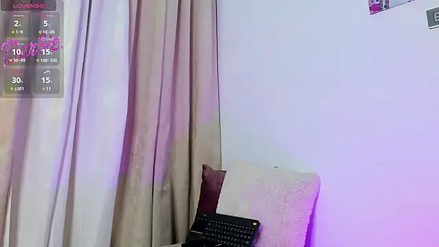 Snapshot of newbarbiedolly chatting on 3, 3, 2025 newbarbiedolly online show from 3, 3, 2025