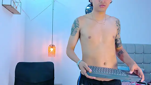 Br4ndxpimm online show from 13, 3, 2026