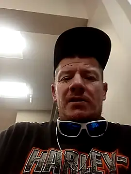 Snapshot of Playboy40 chatting on 22, 2, 2025 Playboy40 online show from 22, 2, 2025