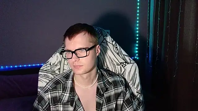 Leonnextdoor online show from 15, 1, 2025