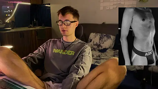 Leonnextdoor online show from 8, 3, 2026