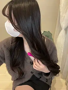 Snapshot of mina_0207 chatting on 17, 12, 2025 mina 0207 online show from 17, 12, 2025