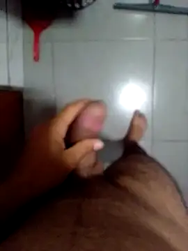 mlkpiranho25 online show from 24, 1, 2025