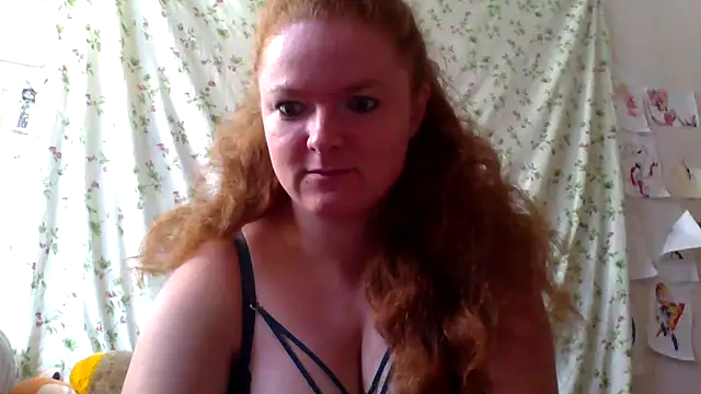 Snapshot of Rae_Jeannie chatting on 22, 7, 2026 Rae Jeannie online show from 22, 7, 2026