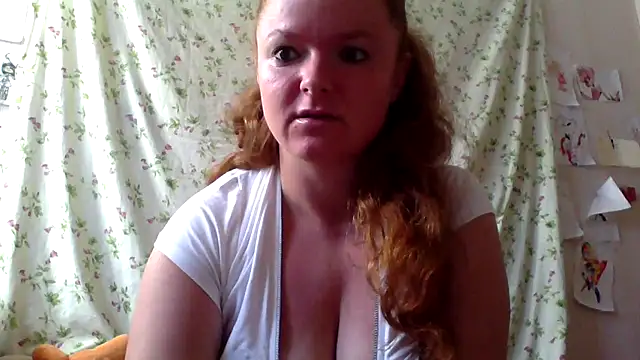 Snapshot of Rae_Jeannie chatting on 23, 7, 2026 Rae Jeannie online show from 23, 7, 2026