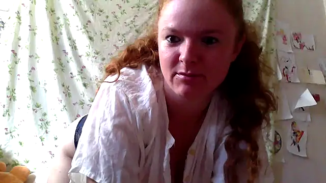 Snapshot of Rae_Jeannie chatting on 6, 8, 2026 Rae Jeannie online show from 6, 8, 2026