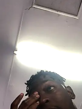 Snapshot of Redfucks333 chatting on 20, 10, 2025 Redfucks333 online show from 20, 10, 2025