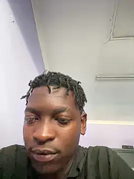 Snapshot of Redfucks333 chatting on 17, 10, 2025 Redfucks333 online show from 17, 10, 2025