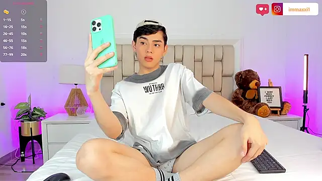 Maxi little online show from 22, 11, 2025