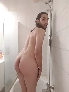 Snapshot of Levi_Latino chatting on 31, 10, 2025 Levi Latino online show from 31, 10, 2025