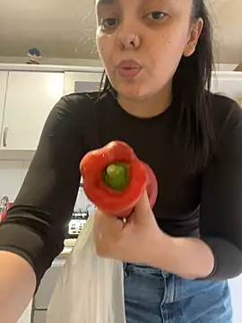 amelia cherry online show from 17, 9, 2025