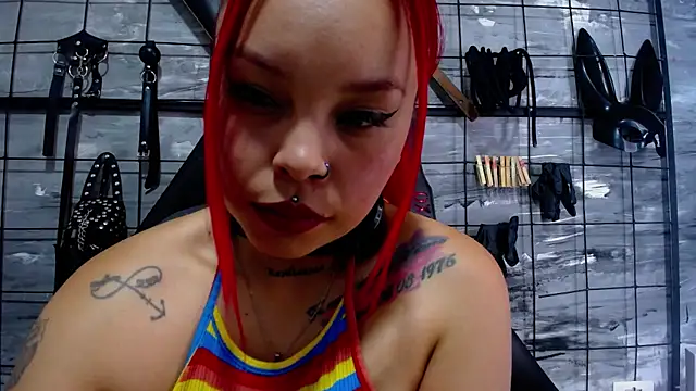 Snapshot of Alana_Roth chatting on 26, 11, 2025 Alana Roth online show from 26, 11, 2025