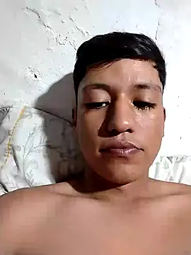 Snapshot of MartzJJ chatting on 11, 9, 2025 MartzJJ online show from 11, 9, 2025