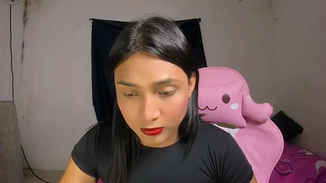 Miss noah18 online show from 15, 10, 2025