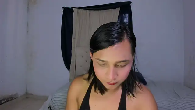 Miss noah18 online show from 18, 2, 2025