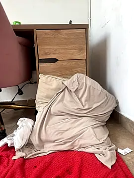 Ninabrunette18 online show from 18, 10, 2025