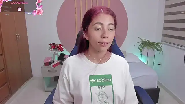 sweetpeach 20 online show from 8, 2, 2025
