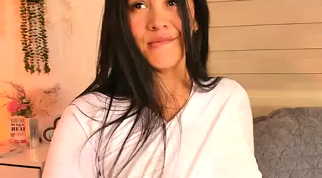 AnniFox online show from 21, 3, 2025