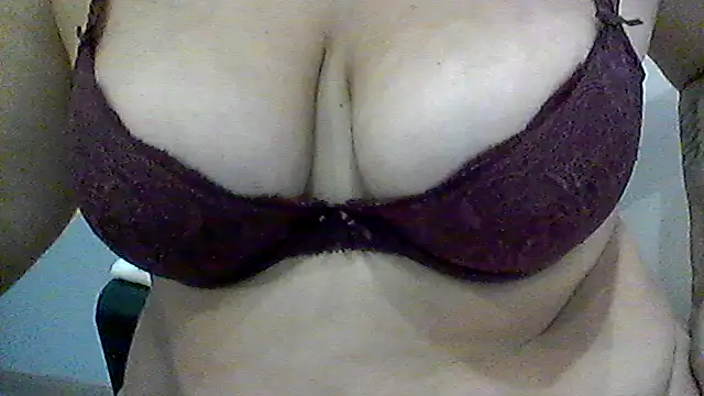 Betty2u online show from 5, 2, 2025