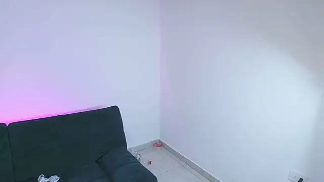 Sky Intimate online show from 18, 10, 2025