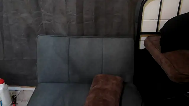 Snapshot of k1oudE chatting on 18, 5, 2026 k1oudE online show from 18, 5, 2026